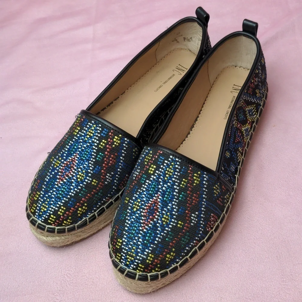 INC International Concepts Caley Aztec Boho Festival Espadrilles size 9.5